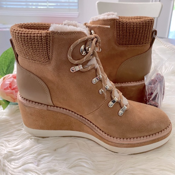 kate spade new york
Willow Suede Shearling Lined Wedge
Hiker Booties - Picture 4 of 12